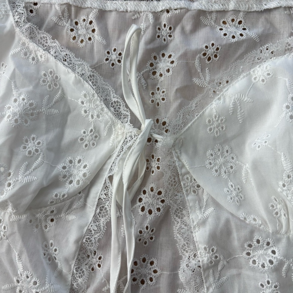 NWT SHEIN Eyelet Top - Picture 2 of 6